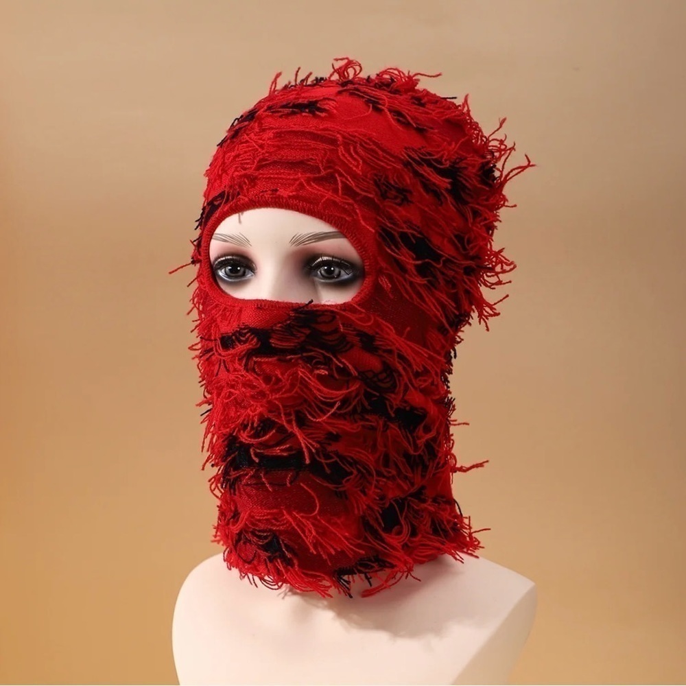 Glitz Beaute “Sovereign Stealth Knit Mask - Picture 5 of 7